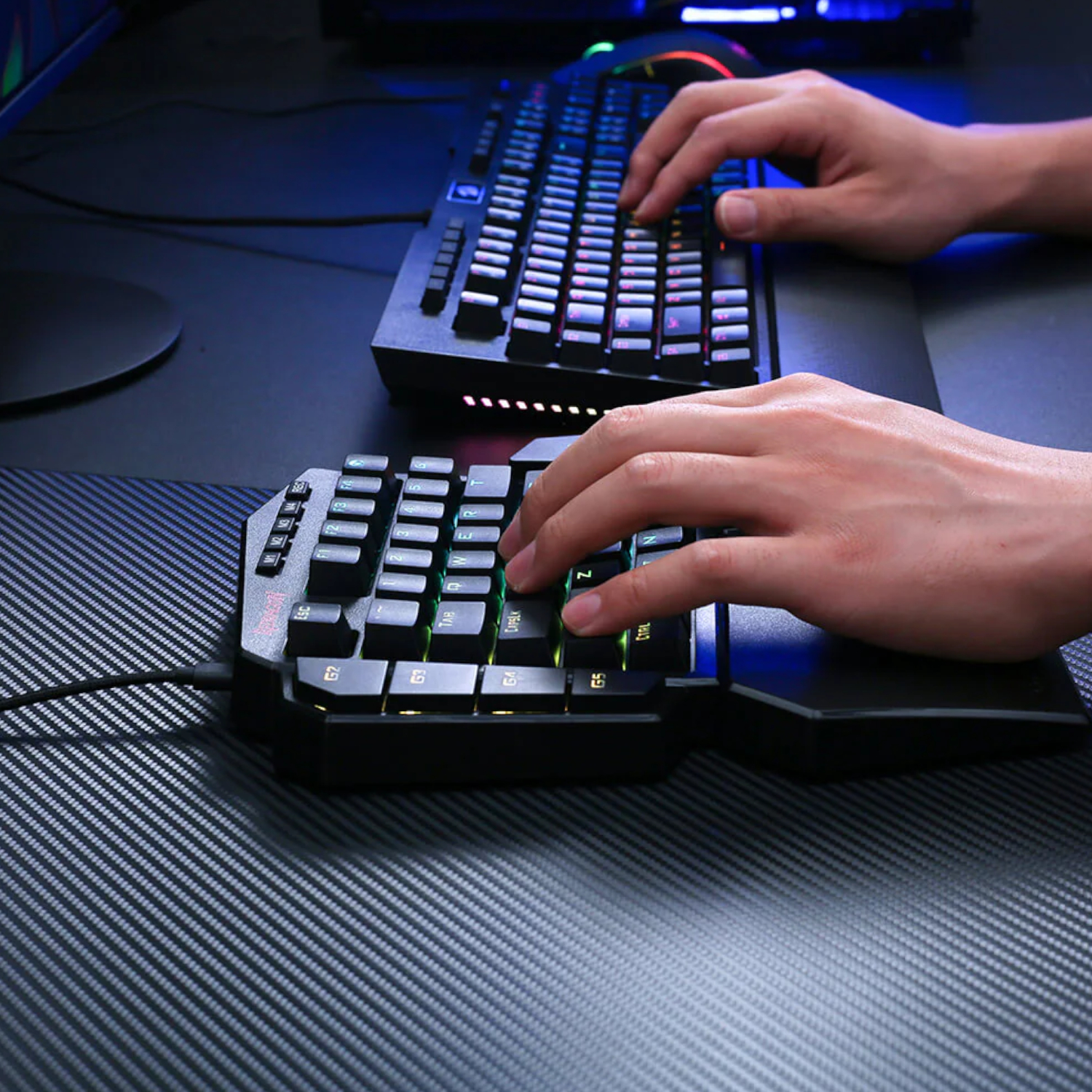 Redragon K585 DITI ELITE PRO RGB 40% Wireless Mechanical Gaming Keyboard - Blue Switches - Image 5
